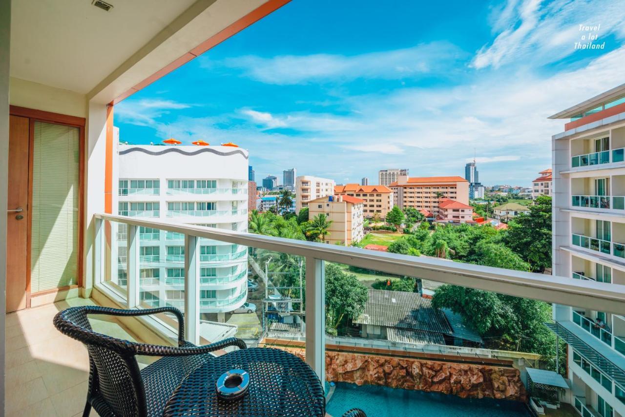 Centara Nova Hotel Pattaya Exterior foto